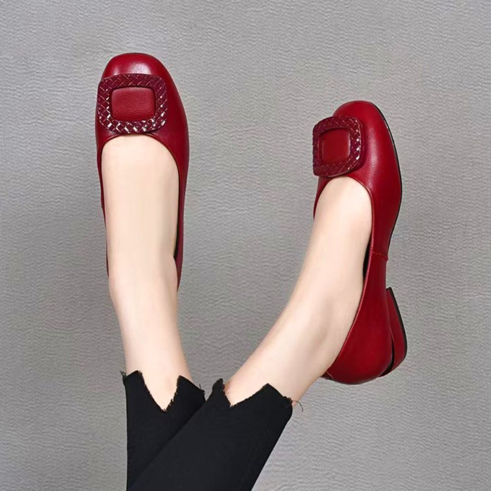 Womens Heels - Женские кожаные туфли из мягкой кожи